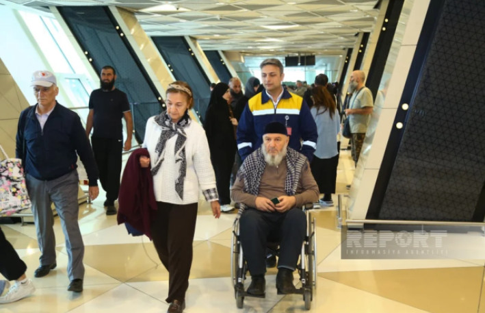 Ciddədən Bakıya təxliyə reysi ilə 200-dən çox Azərbaycan vətəndaşı gətirilib 