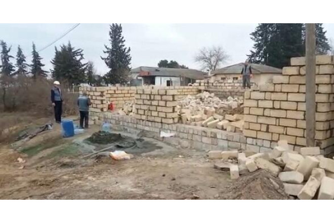 FHN qanunsuz tikililəri sökdü- VİDEO