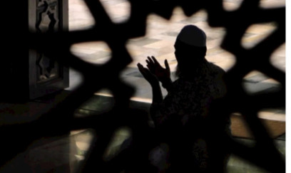 Evində dini yığıncaq keçirdi, saxlanıldı