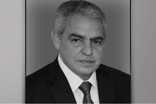 Əziz-Ağa Əhmədov vəfat edib 