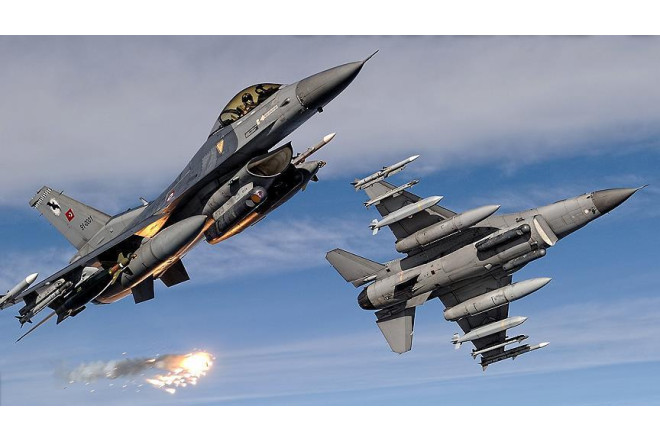 Türkiyə F-16 qırıcılarını Şimali Kiprə göndərir 