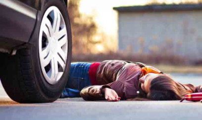 Gəncədə iki nəfəri maşın vurdu 