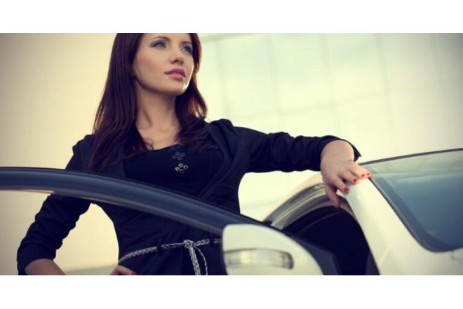 Bir ildə işlə təmin olunan qadınların SAYI