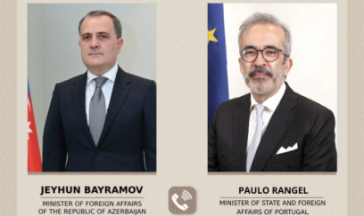 Ceyhun Bayramov portuqaliyalı həmkarı ilə danışdı 