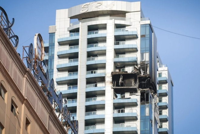 İran Bəhreyndə yaşayış binasını vurdu 