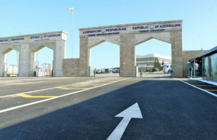 Sərhədlərimiz bağlıykən yanvarda 45 min nəfər quru yolla xaricə necə gedib? – AÇIQLAMA