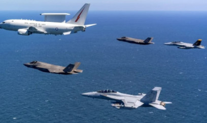 Avstraliya BƏƏ-yə raketlər və kəşfiyyat təyyarəsi göndərir 