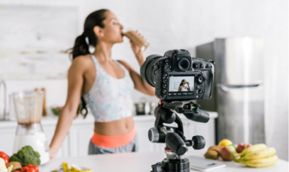 Azərbaycanda influenserlər və bloqerlərə reklamla bağlı QADAĞA 