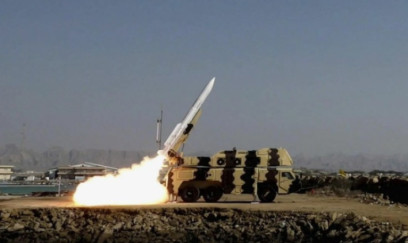 İranın İsrailə növbəti raket zərbəsi: 60 nəfər yaralandı - VİDEO