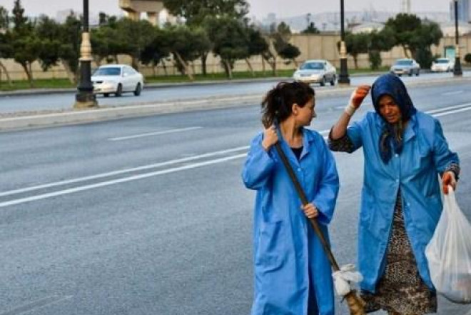 Bakıda süpürgəçini maşın vurub öldürdü 