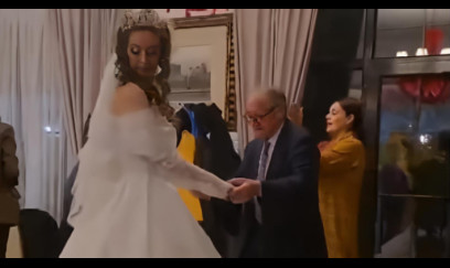 Bakıda maraqlı toy - Bəy 93, gəlin 42 yaşında - VİDEO