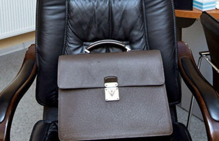 Daha bir icra hakimiyyətində KÜTLƏVİ İXTİSAR - 44 nəfər işdən çıxarıldı 