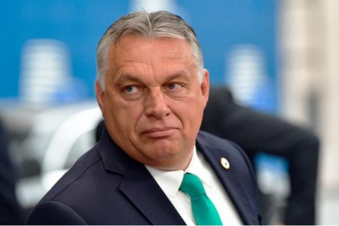 Orban: Macarıstan Zelenskinin təhdidlərinə boyun əyməyəcək 