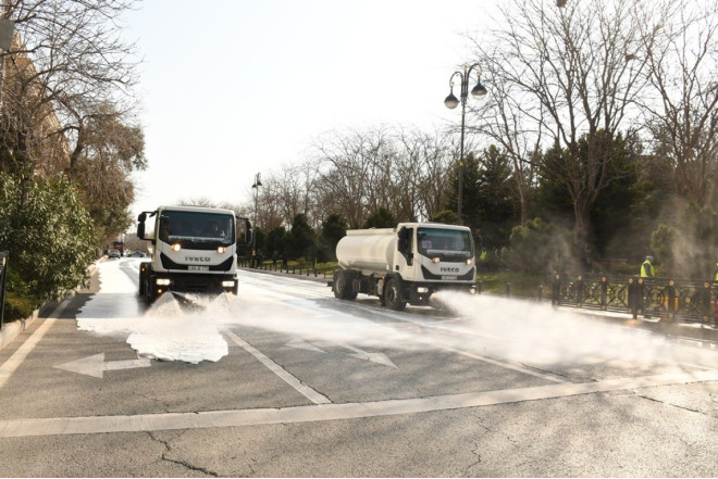 Bu gün Bakıda 537 küçə yuyulub 