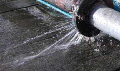 Bakıda səhər tezdən su borusu PARTLADI, hərəkət çətinləşdi - FOTO