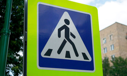 Avtomobilin vurduğu piyada öldü 