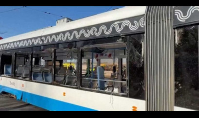 İki tramvay toqquşub, 25 nəfər xəsarət alıb 