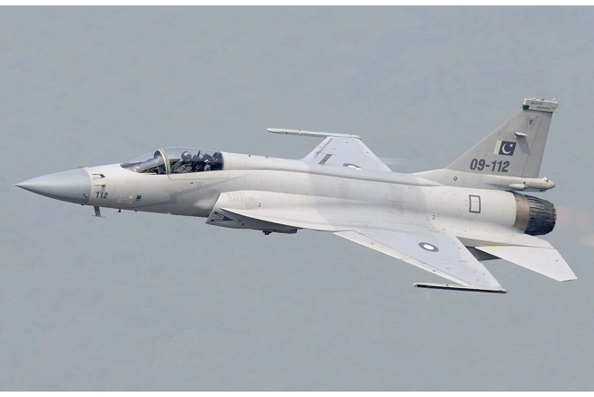 Pakistan terrorçuların düşərgələrinə zərbələr endirib 