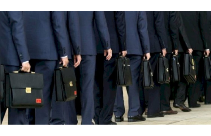 İcra başçısından kütləvi ixtisar - 39 nəfər işdən çıxarıldı 