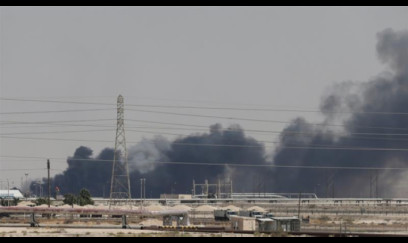 BƏƏ-nin bu şəhəri PUA ilə vuruldu, yanğın başladı 