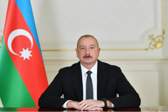 Prezident 2 fərman imzaladı 