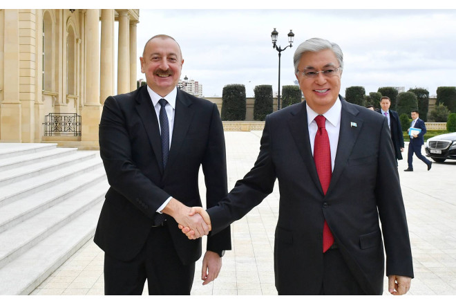 İlham Əliyev Kasım-Jomart Tokayevi təbrik edib 