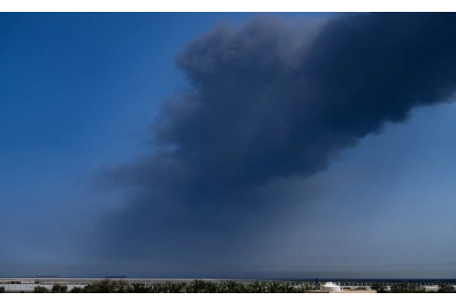 İran dünyanın ən nəhəng qaz yataqlarından birini vurdu – BƏƏ-də "Şah" alovlar içində