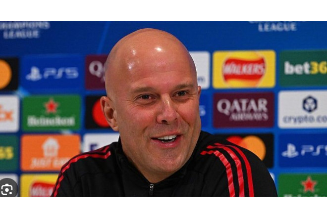 Arne Slot "Qalatasaray" ilə oyun haqqında danışdı 