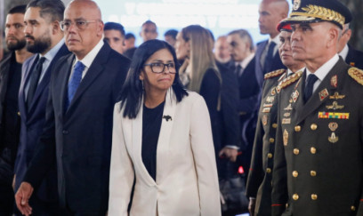 Bu ölkənin müdafiə naziri dəyişdi 