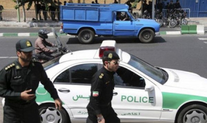 Tehranda polis bayrama görə toplaşanlara atəş açdı 