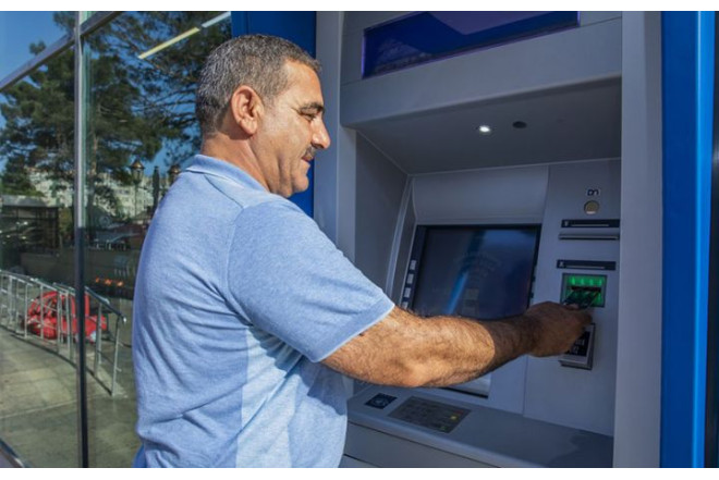 Onların maaşı QALDIRILIR - Nazir açıqladı 