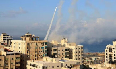 İran İsrailə dayanmadan zərbələr endirir 