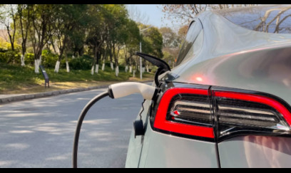 Maşınını evdə şarj edənlər həbs oluna bilər 