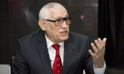 4 ildir damda-bacada yaşayıram, qətnaməni icra etmirlər 