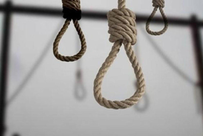 İranda siyasi məhbusların edamı başladı 