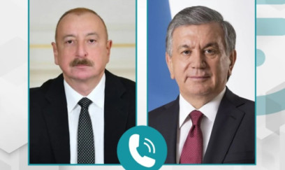 İlham Əliyev və Şavkat Mirziyoyev arasında telefon danışığı olub 