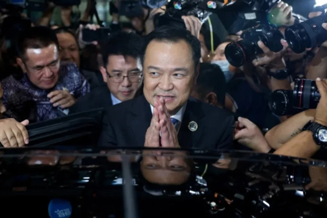 Bu ölkənin yeni rəhbəri BƏLLİ OLDU