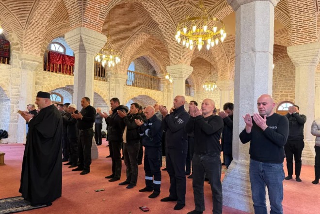 Şuşada bayram namazı qılınıb 