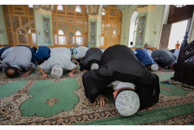 Bakıda Ramazan bayramı namazı qılınıb - FOTO 