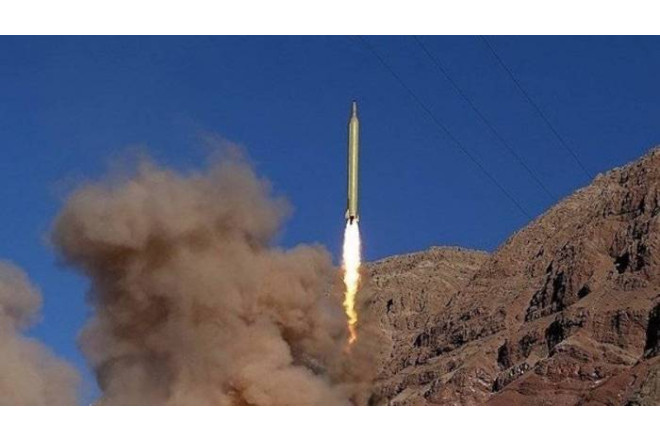 İran Hind okeanındakı ABŞ-Britaniya bazasına ballistik raketlər atdı 