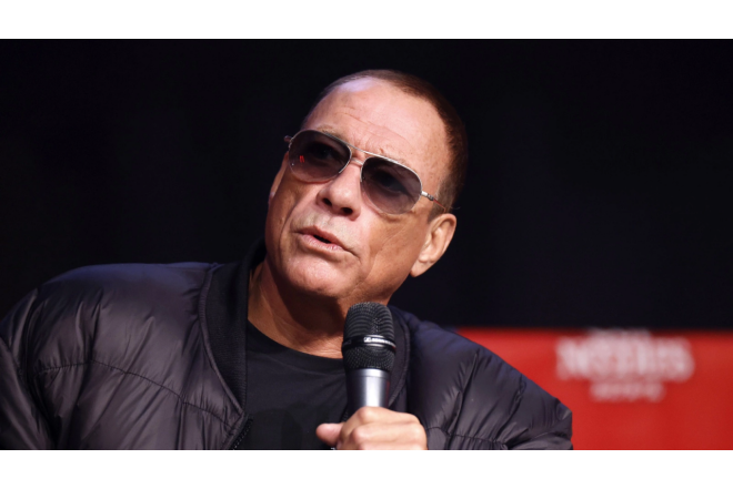 Van Damm Putinlə "dostluğundan" DANIŞDI - Tənqid olundu 