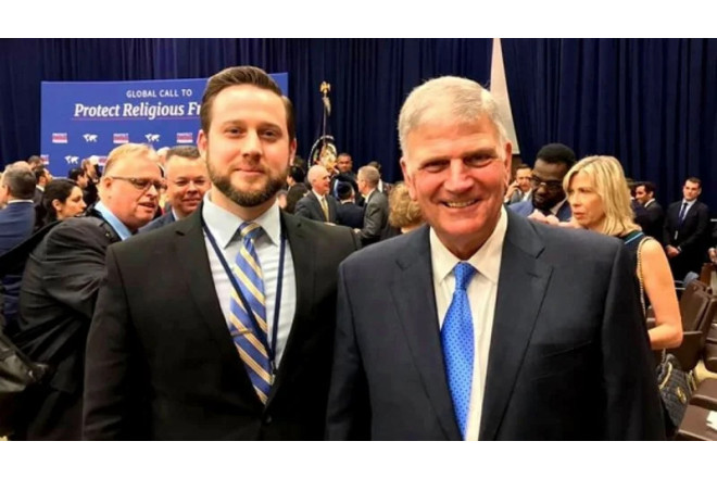 ABŞ bu çıxışla ÇALXALANIR