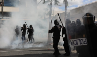 Albaniyada hökumət binasına HÜCUM: Yaralanan var