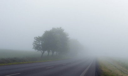 Sürücülərin NƏZƏRİNƏ: Bəzi yollarda duman olacaq 