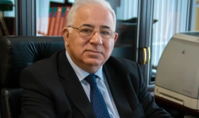 Putin azərbaycanlı alimi təltif etdi 