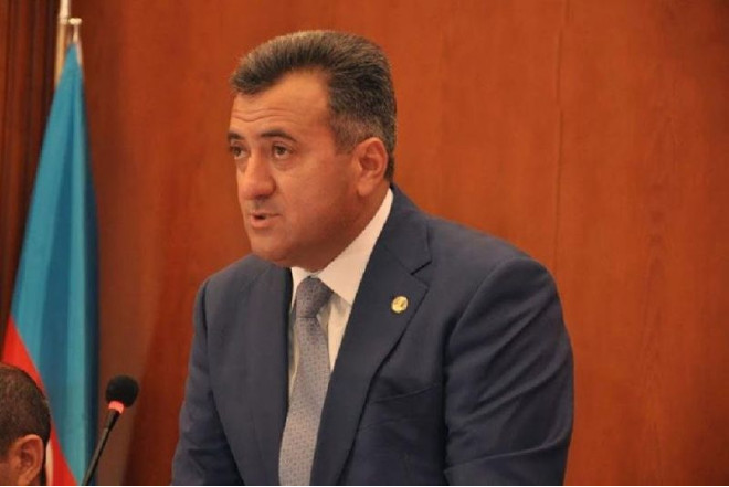 Xırdalan sakini Abdin Fərzəliyevi ittiham etdi 