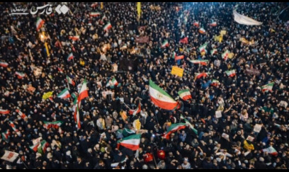 Ərdəbildə minlərlə insan ayağa qalxdı 