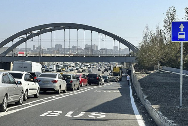 Bu yolda sürət həddi endirildi 