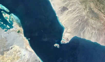 İran daha bir boğazı bağlamaqla hədələyir 