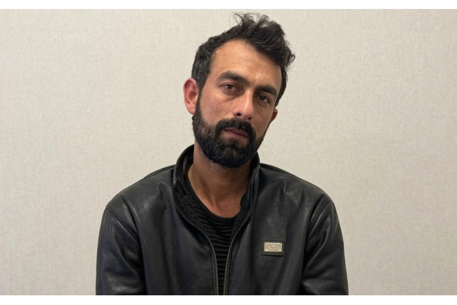 Görün, nə oğurlayırmış - Video